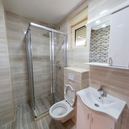 Luca Apartment