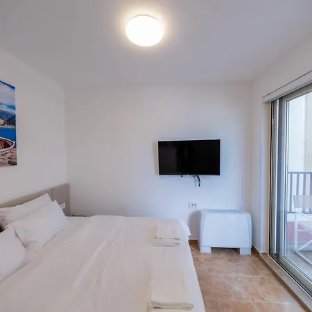 Apartment Luca *