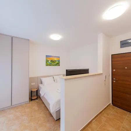 Apartment Luca *